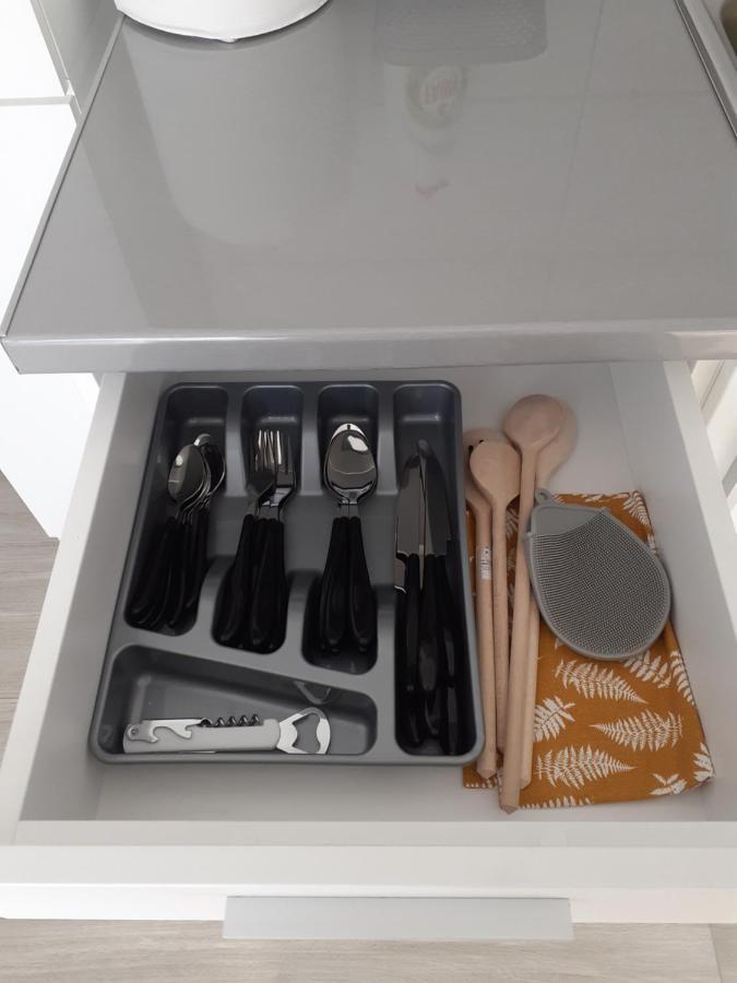 Sara Apartman Livezeni  外观 照片
