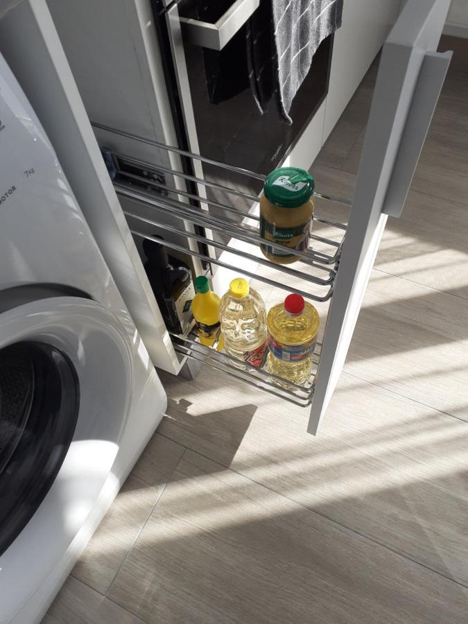 Sara Apartman Livezeni  外观 照片