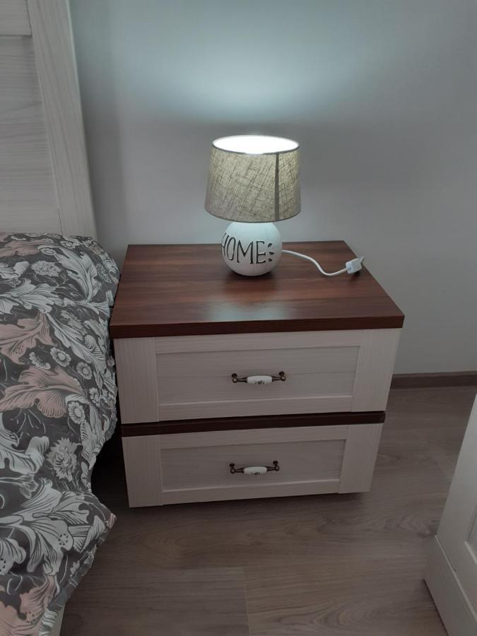 Sara Apartman Livezeni  外观 照片